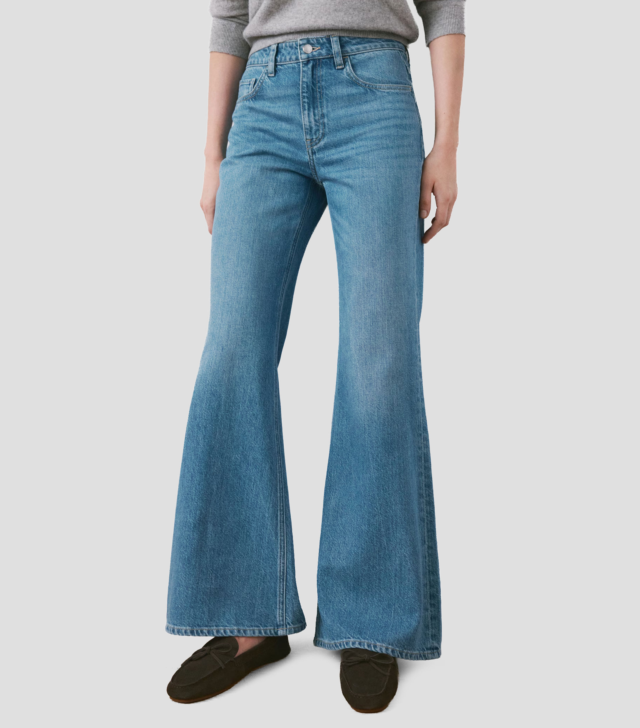 Jeans acampanado Mujer